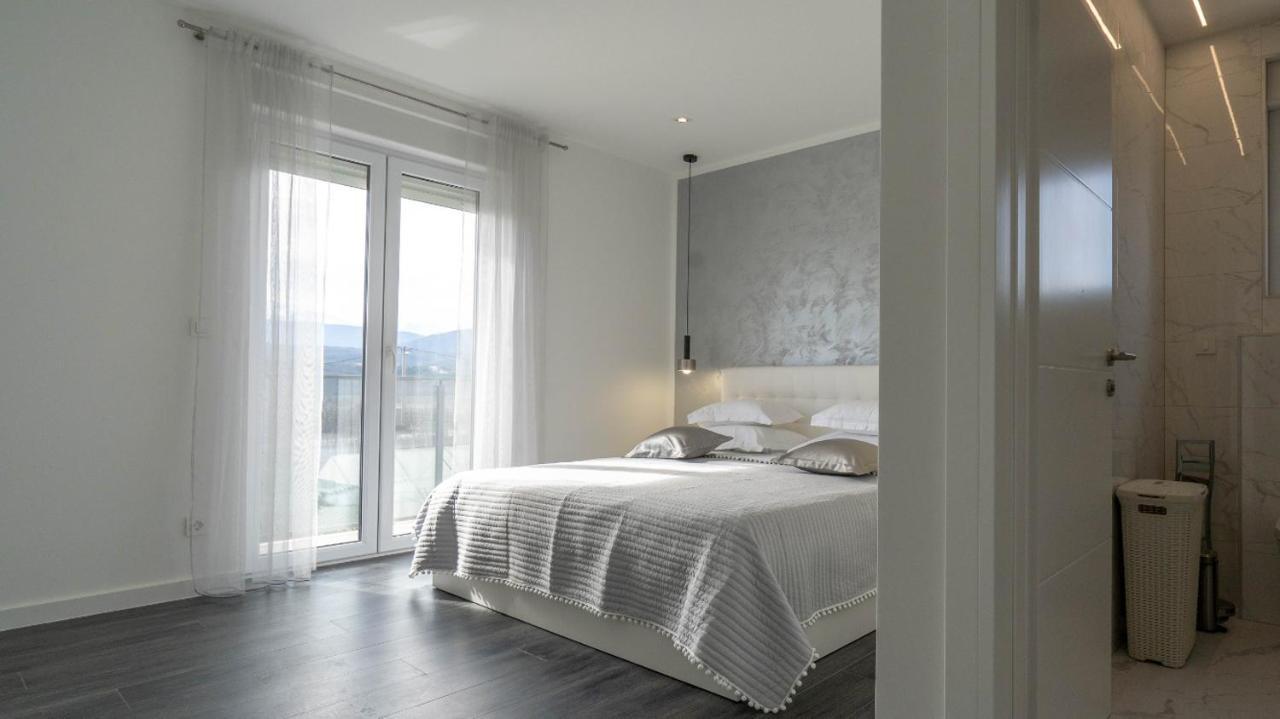 Villa Lukrecia, Luxury Villa In Imotski-Makarska Donji Prolozac Ngoại thất bức ảnh